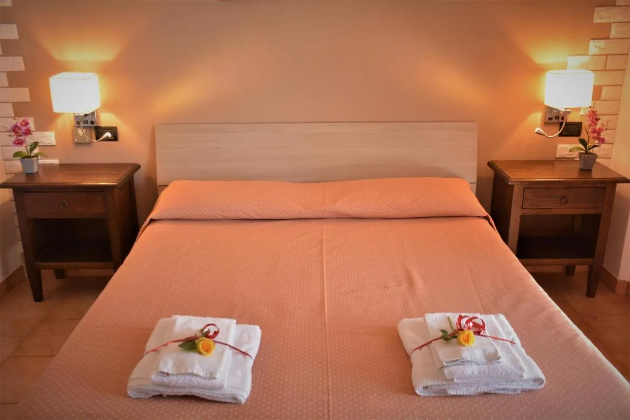 Hotel Villa Paradiso Riparbella 3*,