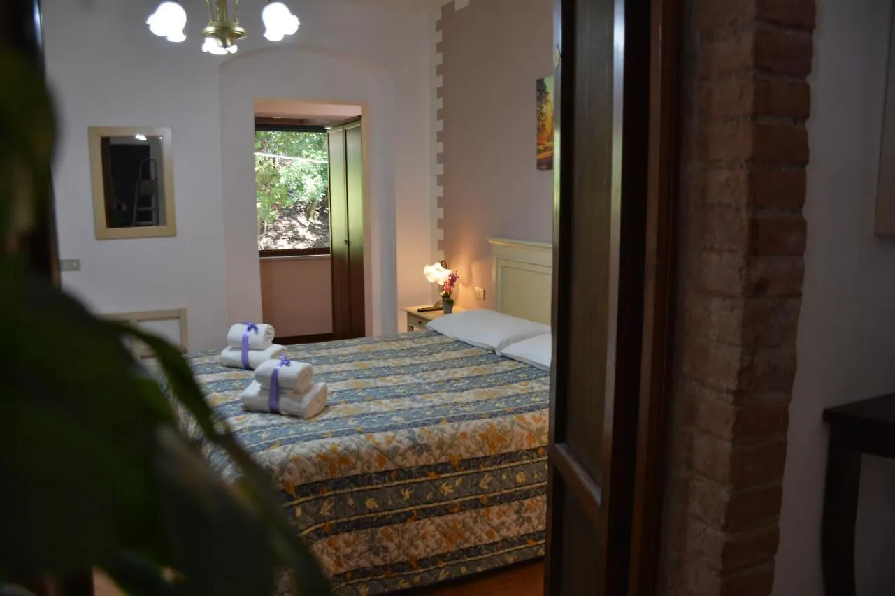 Hotel Villa Paradiso Riparbella 3*,
